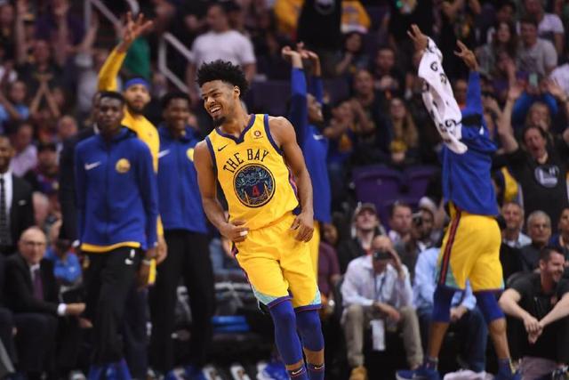 罗伊斯谈美国找房骇人往事：FBI与毒贩枪战过